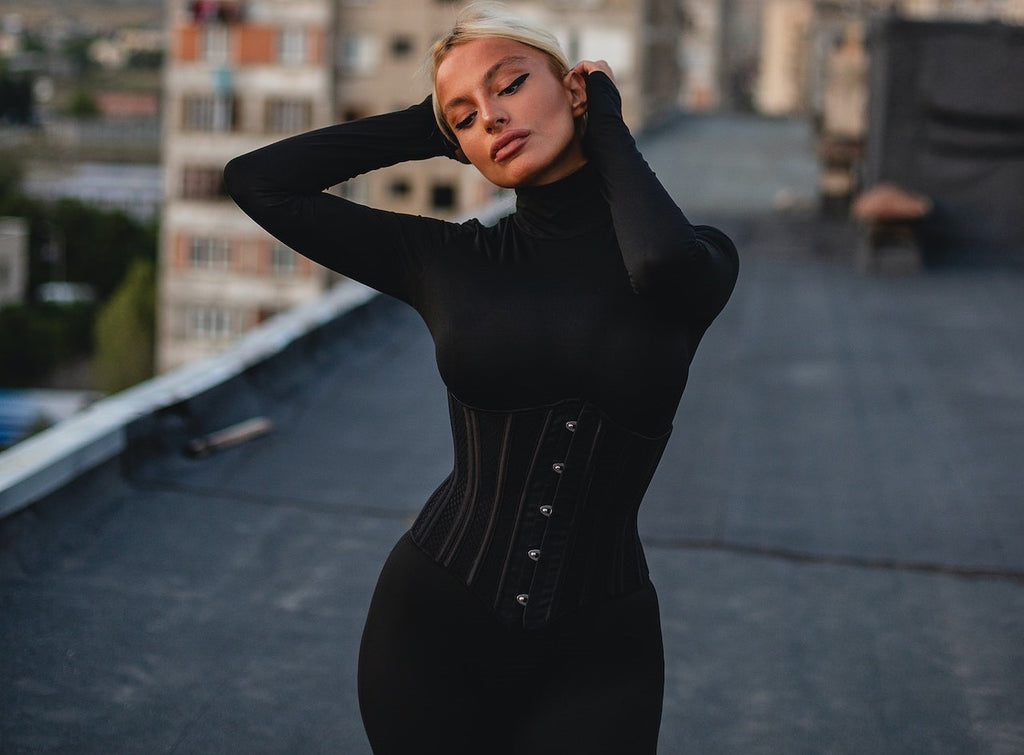 Which is Better? A Corset or Waist Trainer?